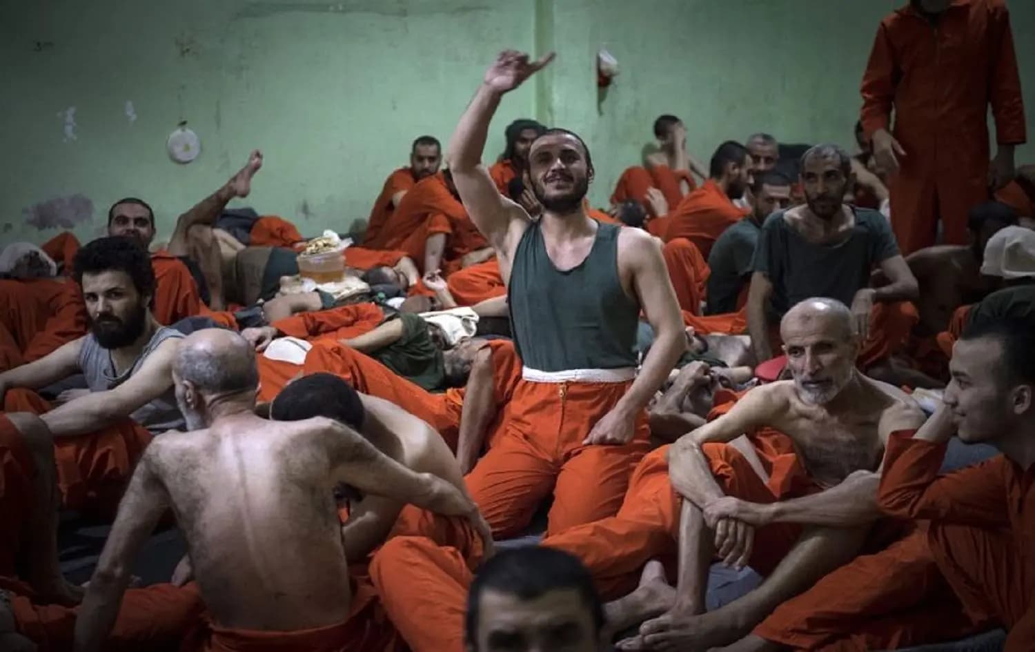 Iraq plans to extradite nearly 6,000 ISIS prisoners: Official