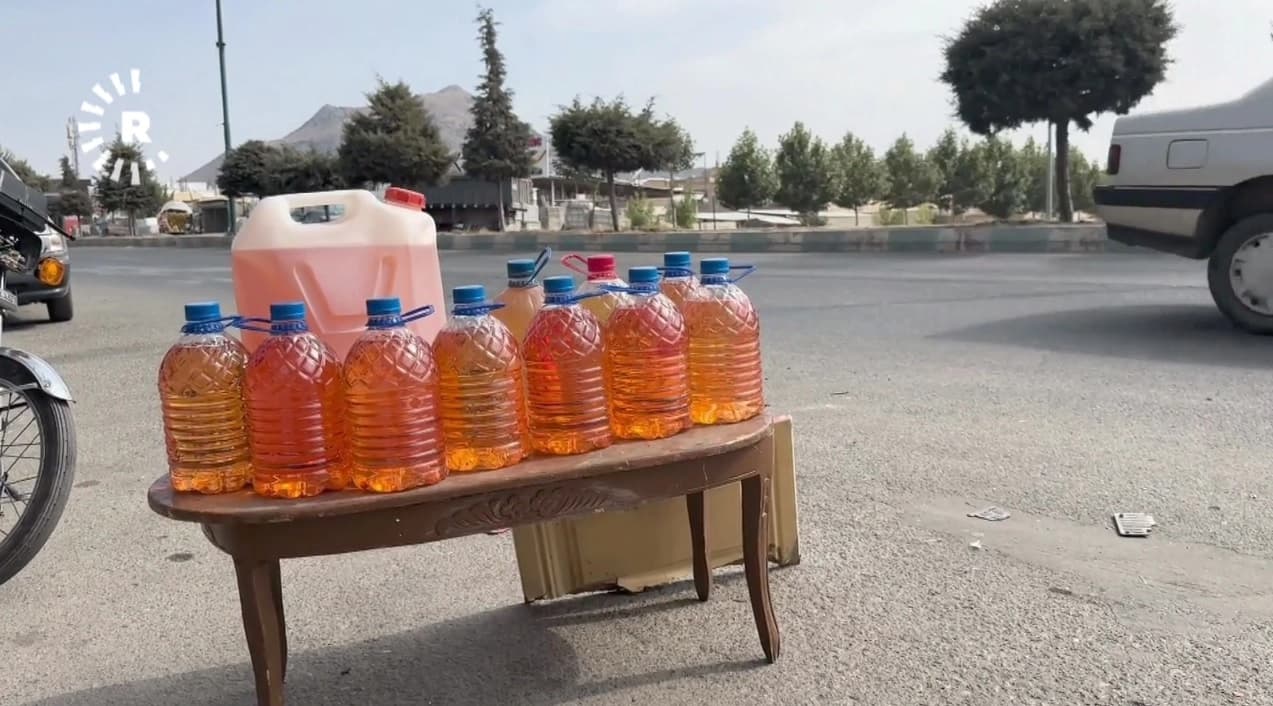Fuel shortages in Rojhelat spark long queues, black market sales