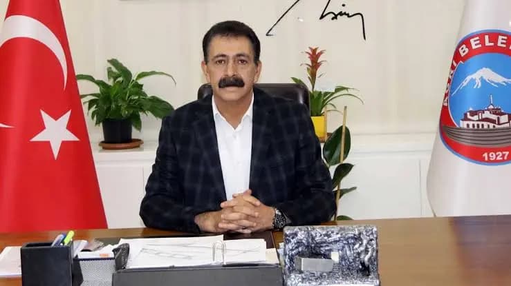 Hevserokê Şaredariya Agiriyê koça dawî kir