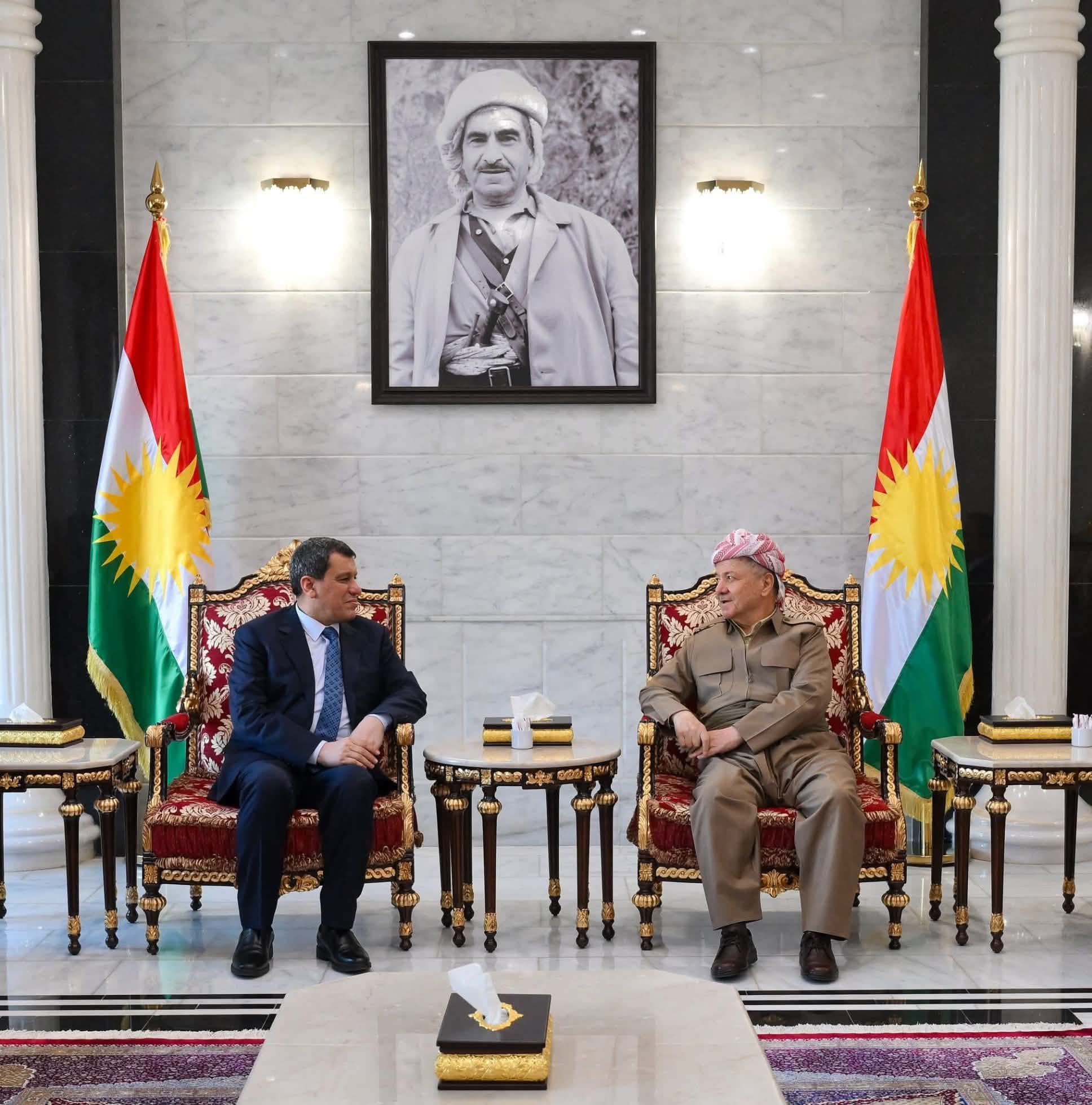 مەزڵووم عەبدی لە رێگەی تەلەفۆنەوە سەرەخۆشی لە سەرۆک بارزانی دەکات