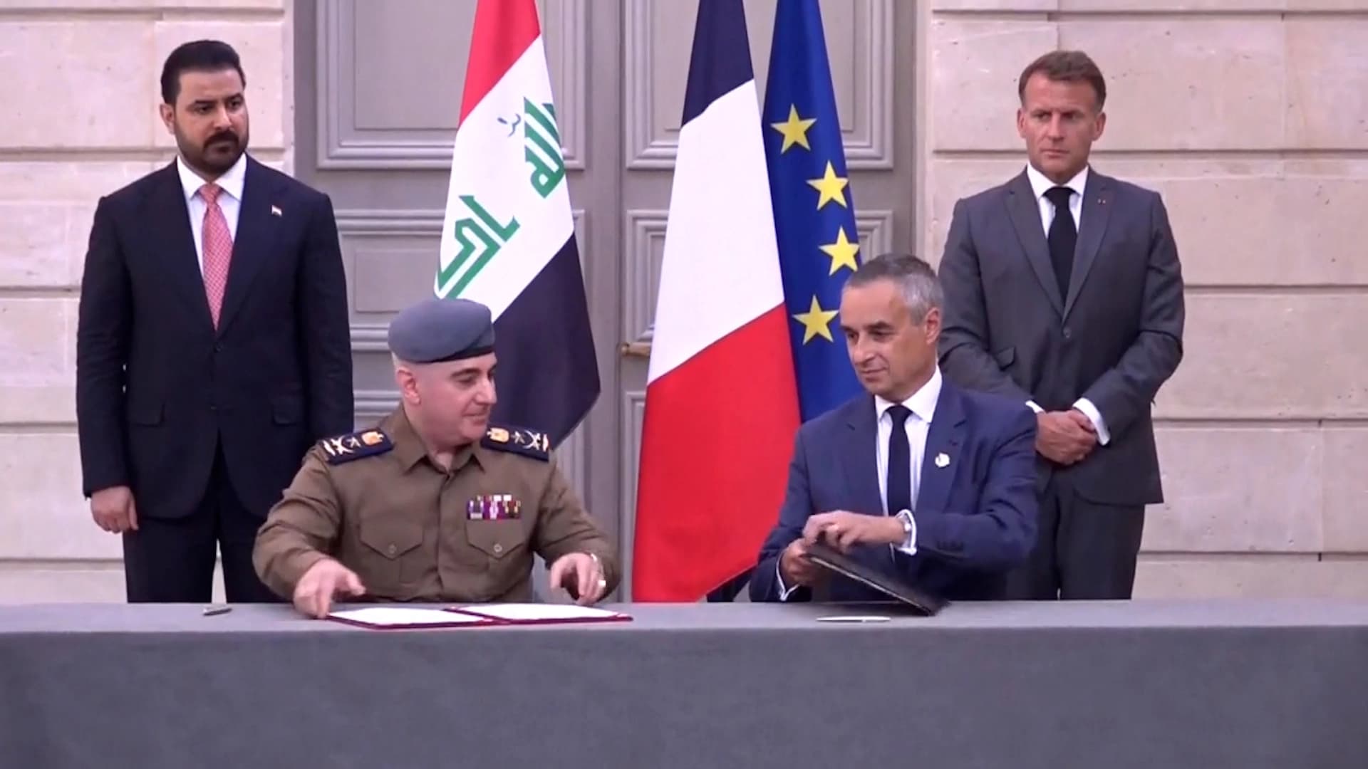 Iraq, France deepen ties with agreements on defense, energy