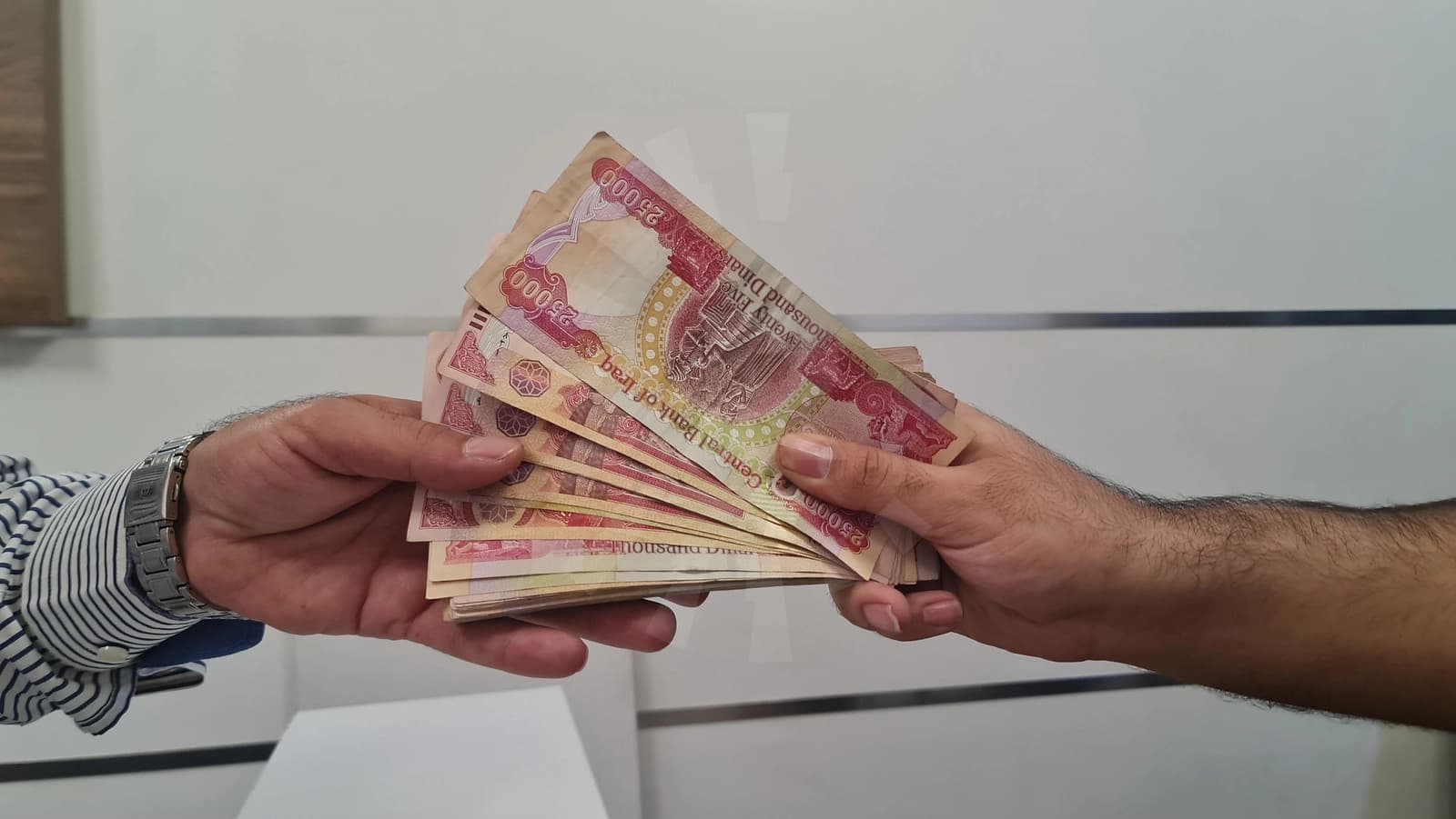 لە ئەنبار پۆلیسێک بە تۆمەتی وەرگرتنی بەرتیل دەستگیر کرا