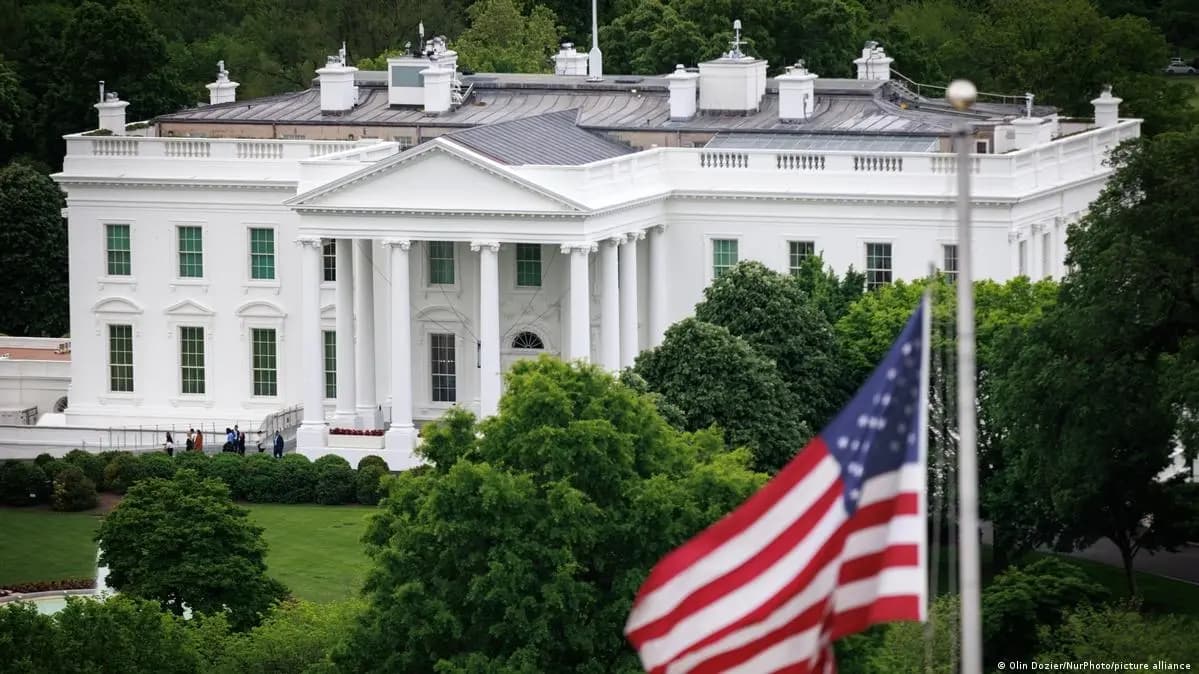 Fox News’un da aralarında yer aldığı 4 büyük ABD TV’si Trump’ı takip etmeme kararı aldı