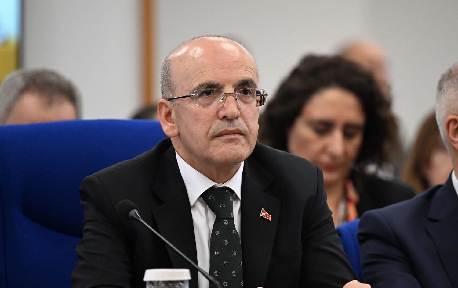 İstifa iddialarına ilişkin Bakan Mehmet Şimşek’ten açıklama!