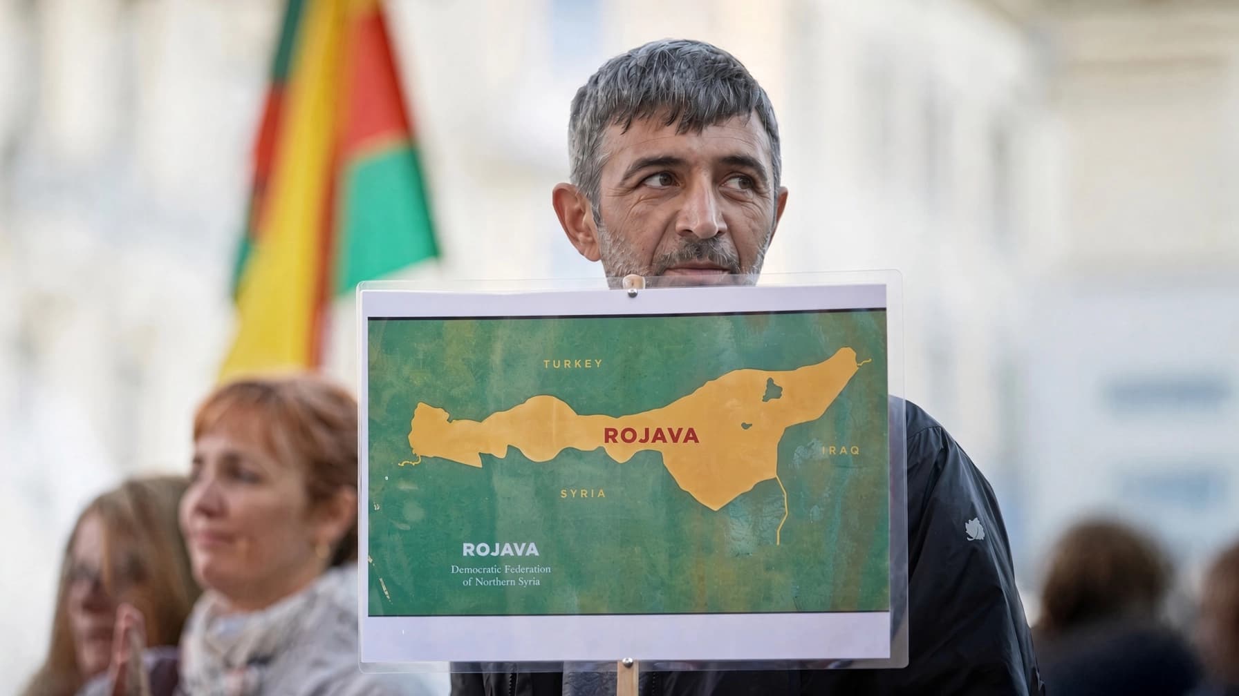 Ji statûyê ber bi mafên siyasî ve: Entegresyona Kurdên Rojavayê Kurdistanê