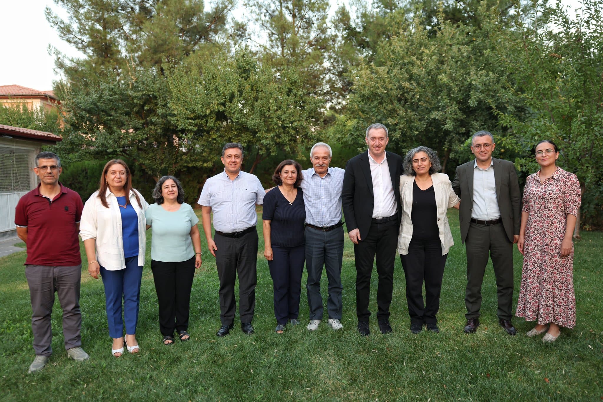 Tuncer Bakırhan Selçuk Mızraklı'yı ziyaret etti