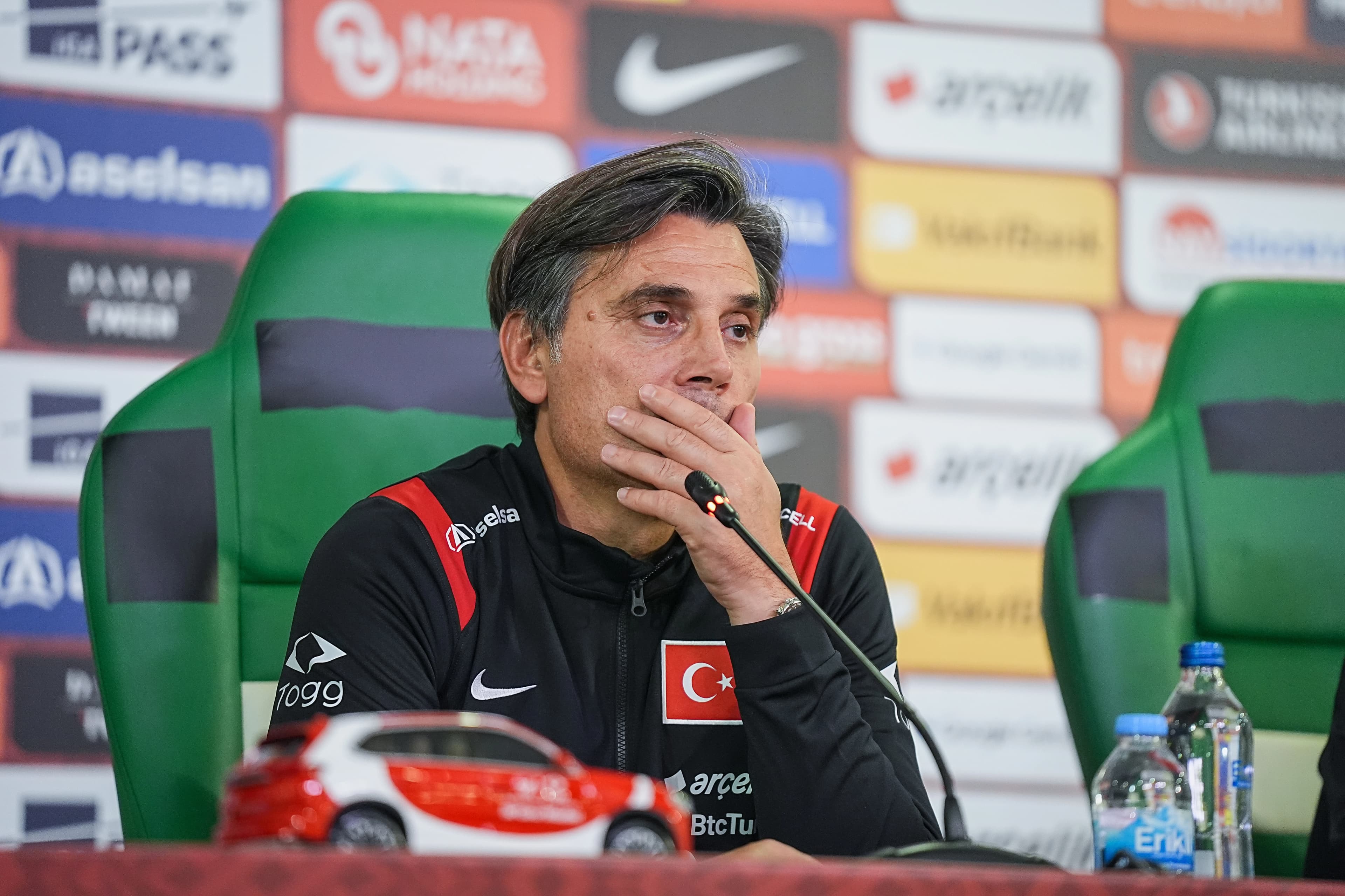 Montella 4-1’lik yenilginin nedenlerini açıkladı, istifa sorusuna cevap verdi