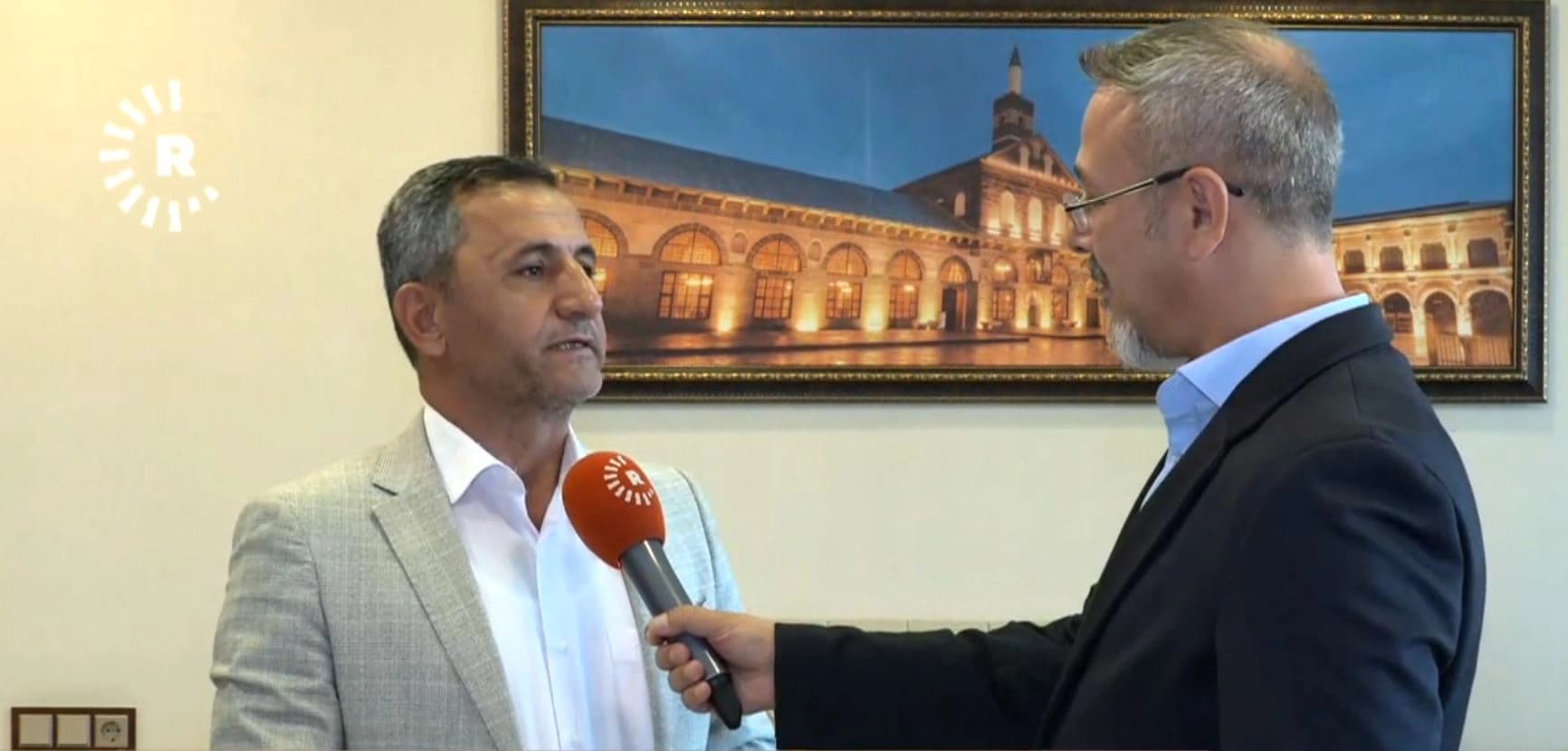 İLK DEMECİNİ RÛDAW TV’YE VERDİ - Diyarbakır Büyükşehir Belediyesi’nin yeni Eş Başkanı Emin Ay kimdir?