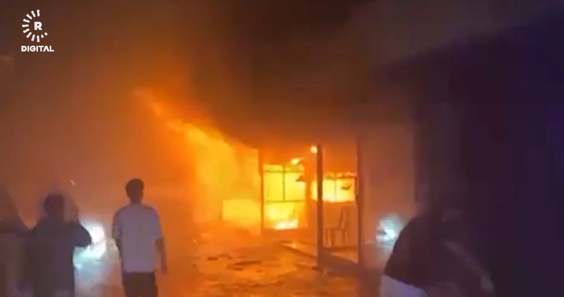 Ranya’da bit pazarında yangın: Alevler onlarca dükkâna sıçradı