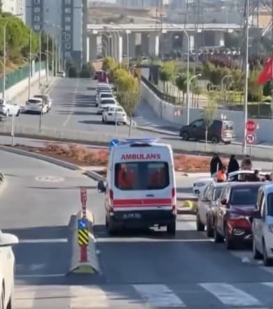 لە ئیستەنبووڵ کچە قوتابییەک بە چەقۆ هەشت قوتابی بریندار کرد
