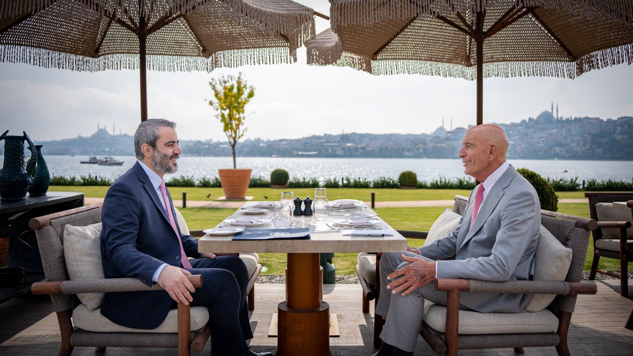 Şeybanî û Tom Barrack li Stenbolê civiyan