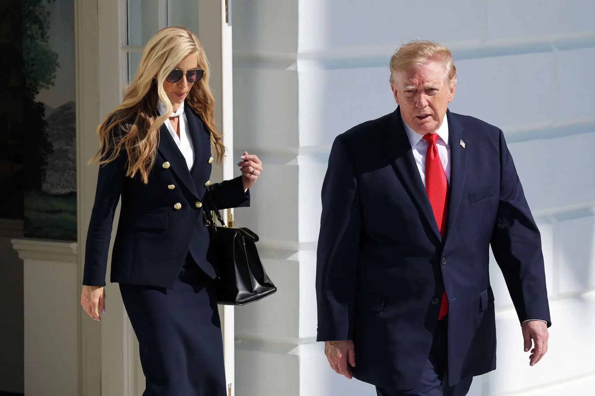Trump'ın yeni Beyaz Saray Sözcüsü 'kocam' gafı ve diploma tartışmalarının ardından görevden alındı