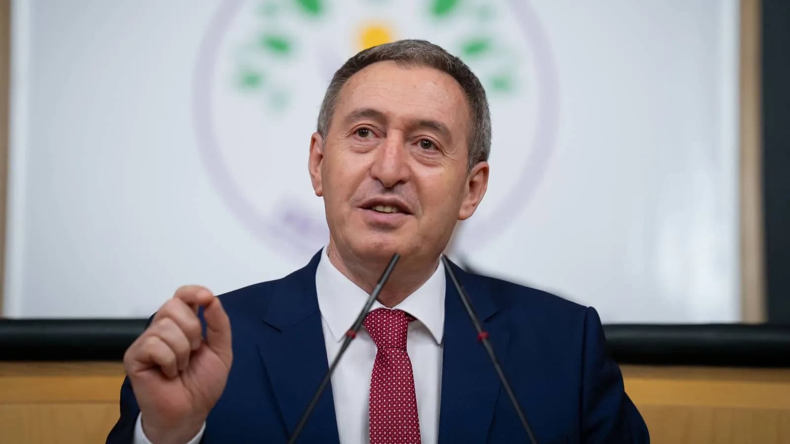 هاوسەرۆکی دەم پارتی: ئاشتی پرسێک نییە دوابخرێت