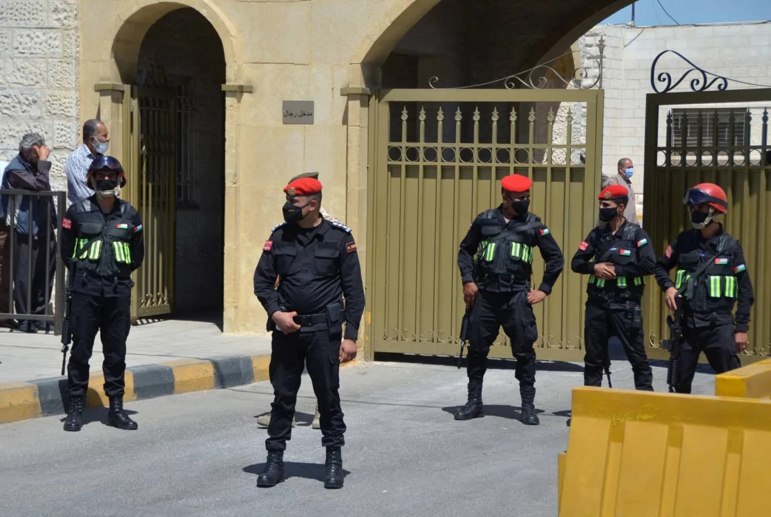 لە ئەنجامی تەقەکردن لە کەنیسەیەک لە باشووری ئوردن حەوت کەس کوژران