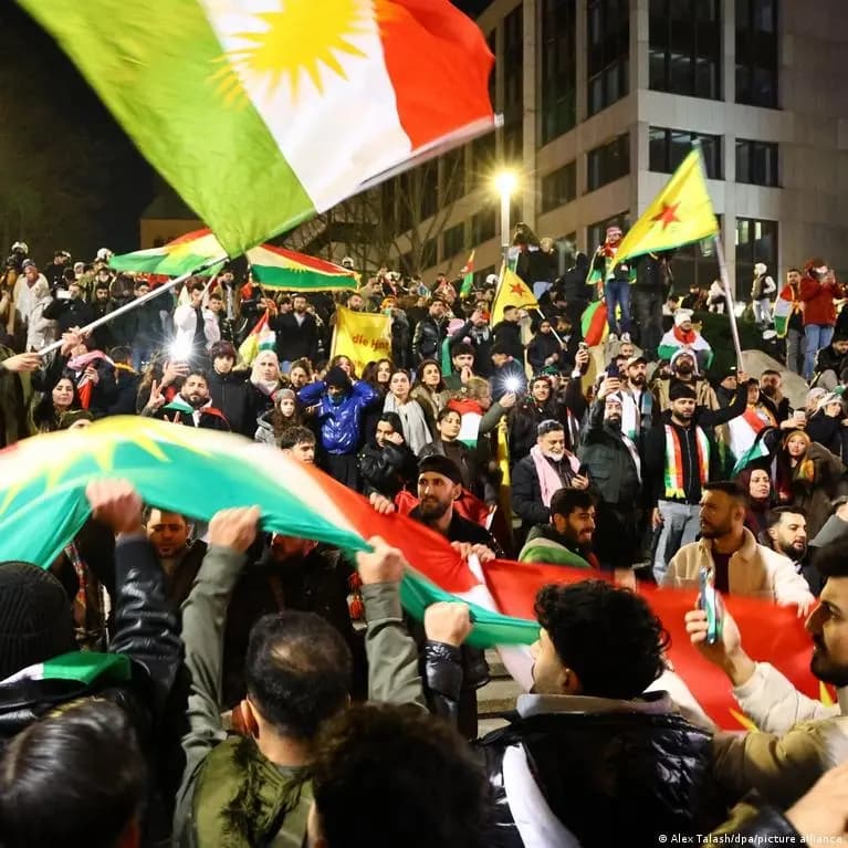 ARAŞTIRMA - Almanya’da 1,5 milyon Kürt yaşıyor: Yüzde 86,7’si ayrımcılığa uğruyor