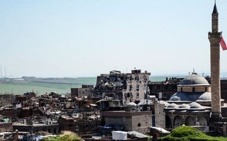 Diyarbakir’s historical areas were severely damaged in fighting between the Turkish army and Kurdish guerillas. Photo: AFP