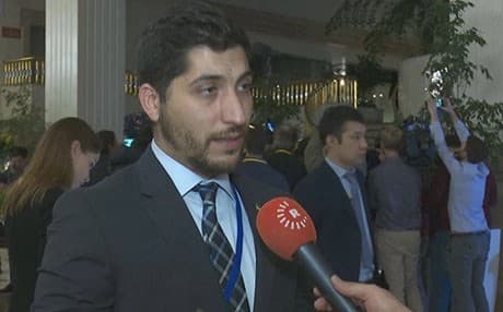 زنار شینۆ، نێردراوی روودا لێدوان لە ئوسامە ئەبو زەید، ئەندامی شاندی ئۆپۆزیسیۆنی سووریا لە ئاستانە وەردەگرێت