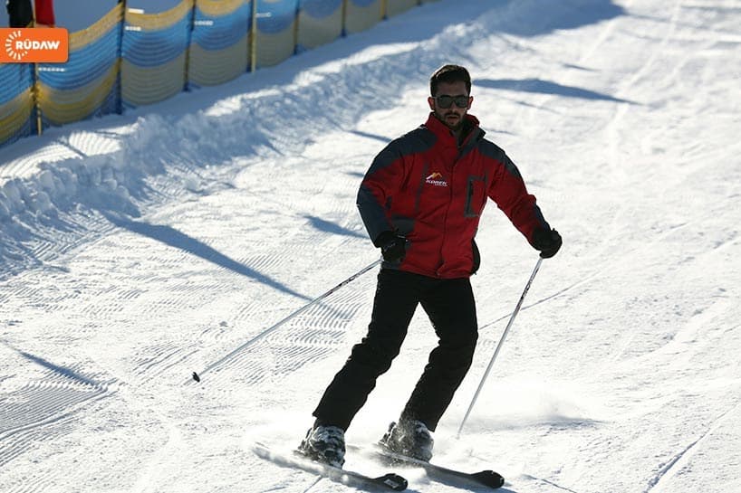 Korek Mountain’s snowy slopes beckon thousands of tourists 