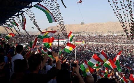 In the Kurdistan Region and abroad, pro-referendum rallies continue to draw thousands of supporters. Here President Barzani addressed a rally in Duhok on the weekend. Photo: Hemin Hawrami/Twitter