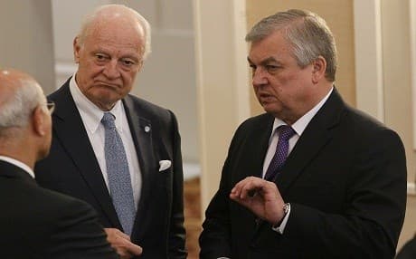UN Special Envoy for Syria Steffan de Mistura (L) and Russian mediator Alexander Lavrentiev attend fourth round of Syria peace talks in Astana on May 4, 2017 / Photo: AFP Stanislav FILIPPOV