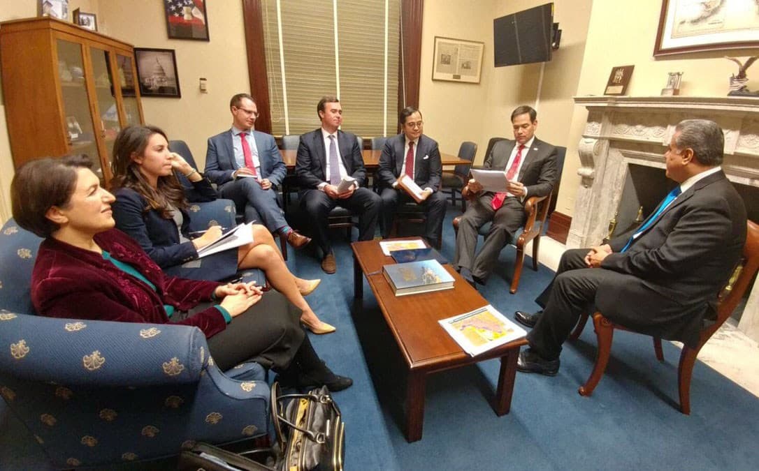 KRG’s US representative Bayan Sami Abdul Rahman (L) and foreign relations representative Falah Mustafa (R) met with US Senator Marco Rubio (2nd from R) among other American officials in Washington. Photo: KRG