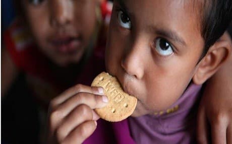 Ready-to-eat nutritious biscuits provided to Iraqi children by the World Food Program in partnership with the UN Oil-for-Food Program. Photo: WFP Chu Cancan