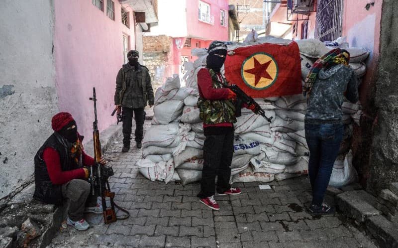 PKK fighters in Diyarbakir’s Sur district in November 2015. File photo: Ilyas Akengin/AFP