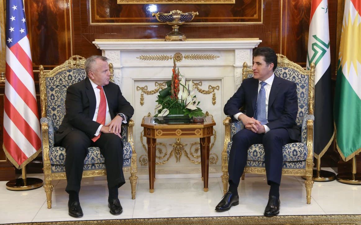 US Deputy Secretary of State John Sullivan speaks with KRG Prime Minister Nechirvan Barzani. Photo: KRG