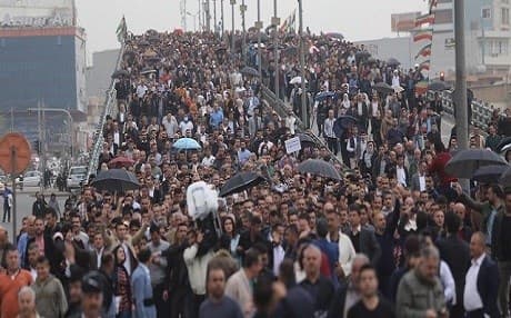 Civil servants in Sulaimani protest the salary-saving system and corruption. Photo: Sartip Othman/Rudaw