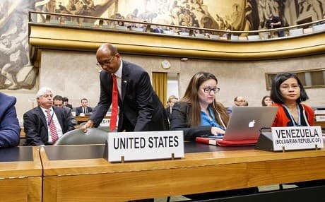 US Ambassador Robert Wood leaves his seat in protest against Syrian presidency at the Conference on Disarmament in Geneva, Switzerland, Tuesday, May 29, 2018. Photo: AP