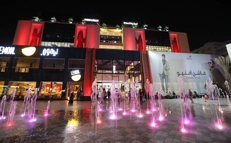 Shoppers visit Baghdad’s Babylon Mall. Photo: Ahmad al-Rubaye/AFP
