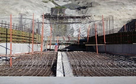 Construction work at Sardasht dam in Iran. Photo: ITP