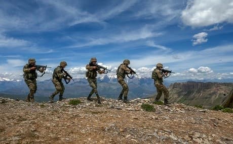 Turkish forces pictured in the Avashin region of Kurdistan’s Duhok province late last month. Photo: Ozkan Bilgin/Anadolu Agency