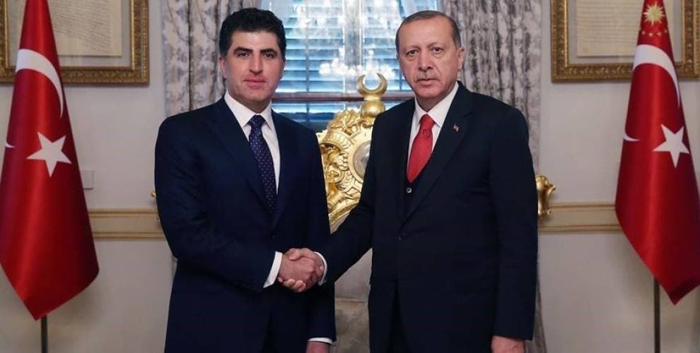 KRG PM Nechirvan Barzani (left) shakes hands with Turkish President Recep Tayyip Erdogan in Istanbul on April 28, 2017. Photo: AA