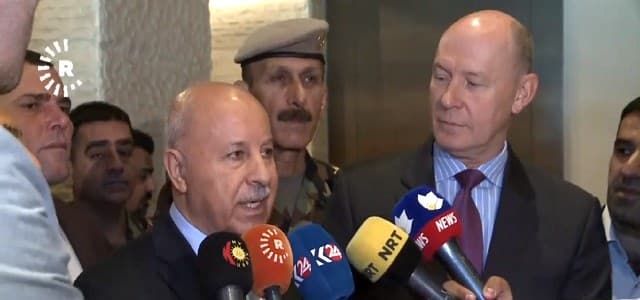 Aacting Minister for the Peshmerga Karim Sinjari announces reforms alongside British consulate-general to Erbil Martyn Warr at a ceremony hosted by the British Consulate, July 31. Photo: Rudaw video