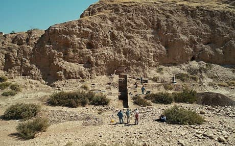 A team of archaeologists from Italy and the Kurdistan Region work at a site in Duhok province, Kurdistan Region during their Summer 2018 Land of Nineveh Archaeological Project dig. Photo: LoNAP, Video: Rudaw/Google