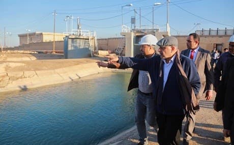 Prime Minister Adil Abdul-Mahdi touring a water purification project in Basra on January 20, 2019. Photo: PM office