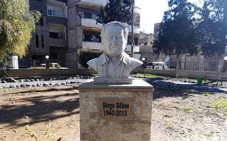 The statue of renowned Kurdish poet Sherko Bekas in Qamishli. Photo: Rudaw