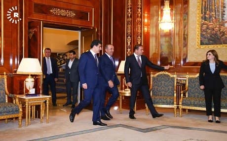 KRG Prime Minister Nechirvan Barzani (R) receives Turkey's Foreign Minister Mevlut Cavusoglu (L) in Erbil, April 29, 2019. Photo: Rudaw