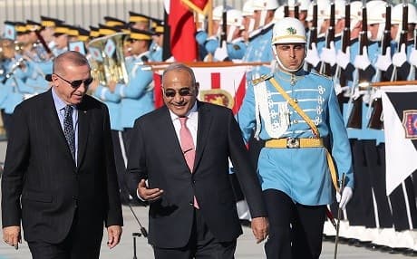 Turkish President Recep Tayyip Erdogan (L) welcomes Iraqi Prime Minister Adil Abdul-Mahdi during a ceremony at the presidential complex in the Turkish capital Ankara, on May 15, 2019. Photo: Adem Altan/AFP