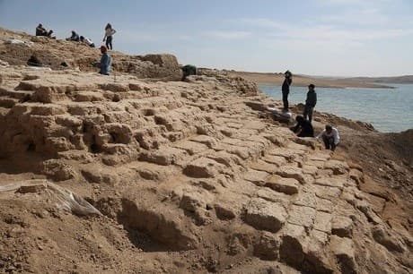 Terrace wall on the western side of Kemune Palace. PHOTO: University of Tübingen and Kurdistan Archaeology Organization