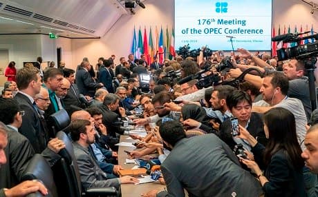 Journalists interview oil Ministers on the sidelines of the 176th meeting of the Organization of the Petroleum Exporting Countries (OPEC) conference and the 6th meeting of the OPEC and non-OPEC countries on July 1, 2019 in Vienna, Austria. Photo: Joe Klamar | AFP