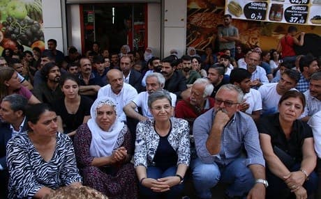 Leyla Guven outside the Peoples' Democratic Party (HDP) headquarters in Diyarbakir, Turkey on August 21, 2019. Photo: Twitter.