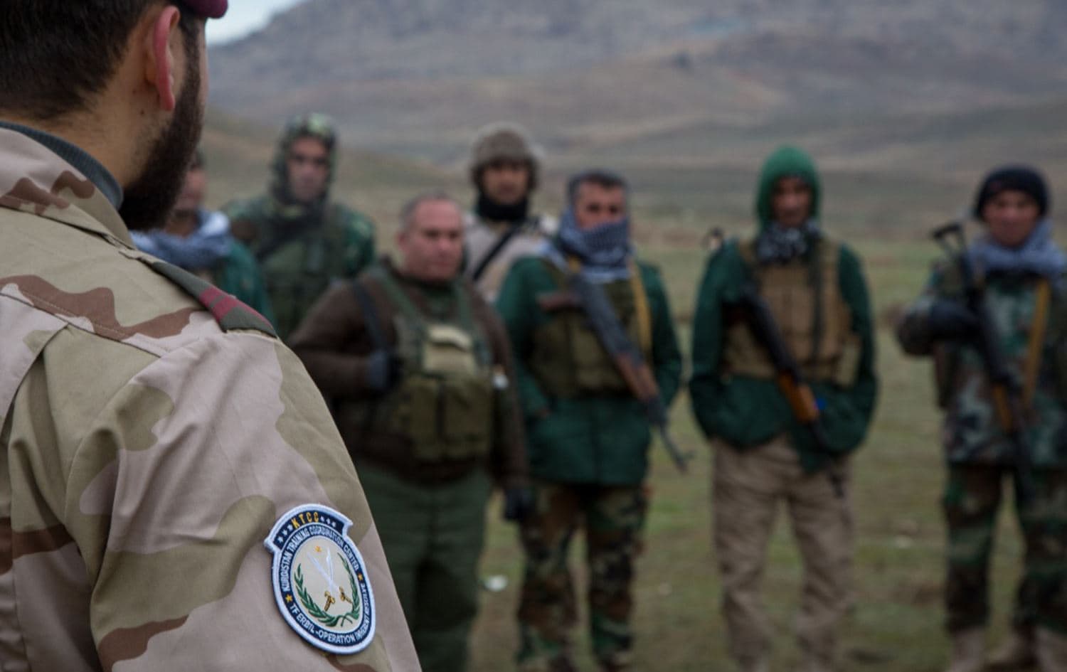 A soldier with the Royal Netherlands army conducts a forward observation training exercise with the Peshmerga in Erbil on January 22, 2018. Photo: Pfc. Anthony Zendejas IV/US Army