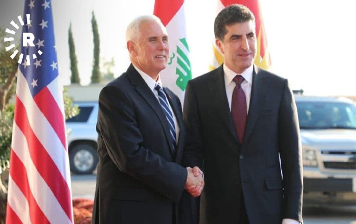 Kurdistan Region president Nechirvan Barzani welcomes US Vice President Mike Pence at Erbil International Airport on November 23, 2019. Photo: Rudaw 