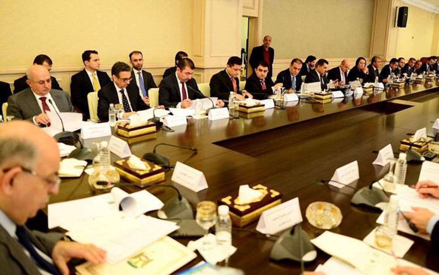 A Kurdistan Regional Government (KRG) delegation meets with an Iraqi federal government economy committee in Baghdad on November 25, 2019. Photo: Rudaw 