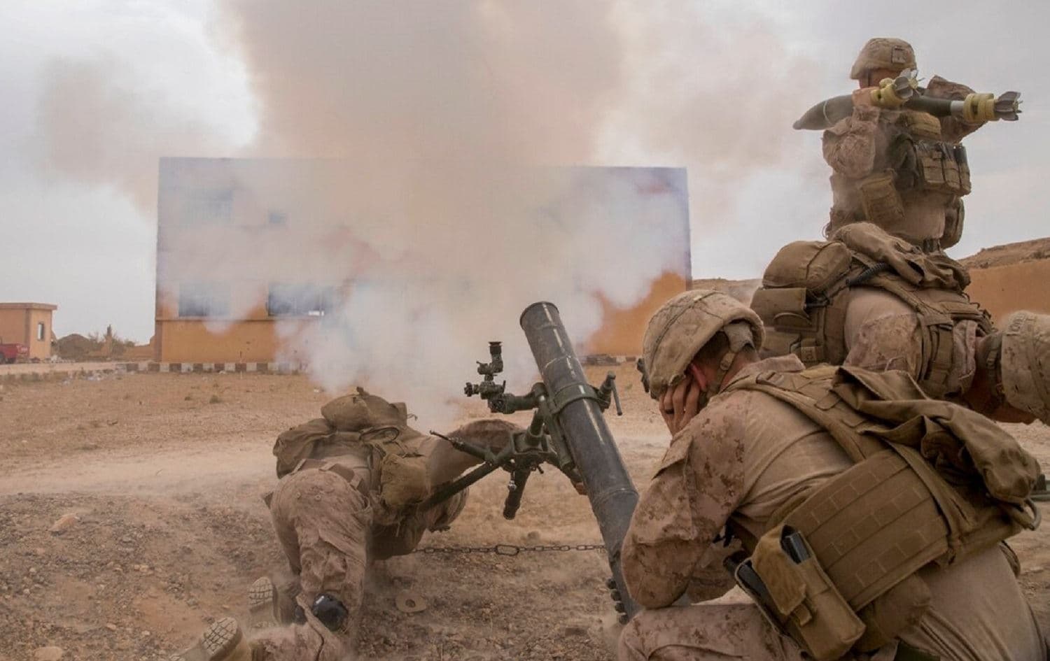 US Marines fire a mortar round at known ISIS staging areas in Deir ez-Zor province, eastern Syria, on October 12, 2018. File photo: Sgt. Matthew Crane / Army