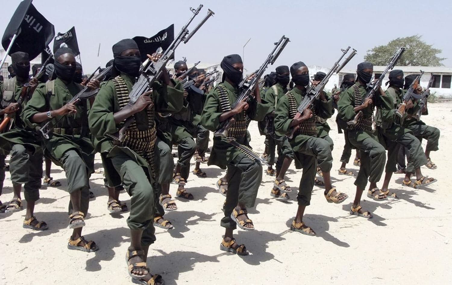 Al-Shabab fighters perform military exercises in Lafofe, south of Mogadishu, Somalia. File photo: Farah Abdi Warsameh / AP 