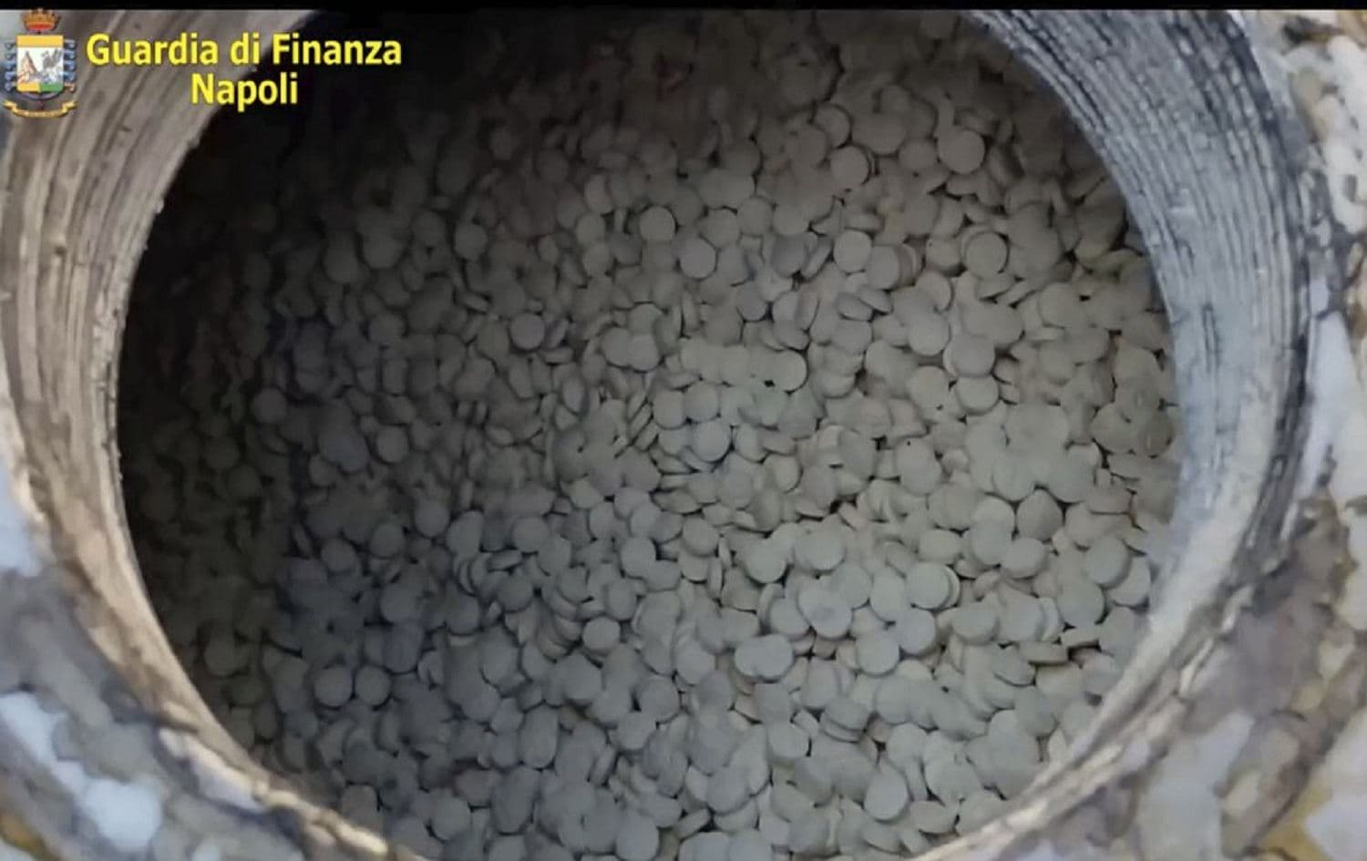 Image taken from a video shows amphetamines pills that were seized at the Salerno harbor, southern Italy, Wednesday, July 1, 2020.Photo: Guardia di Finanza via AP