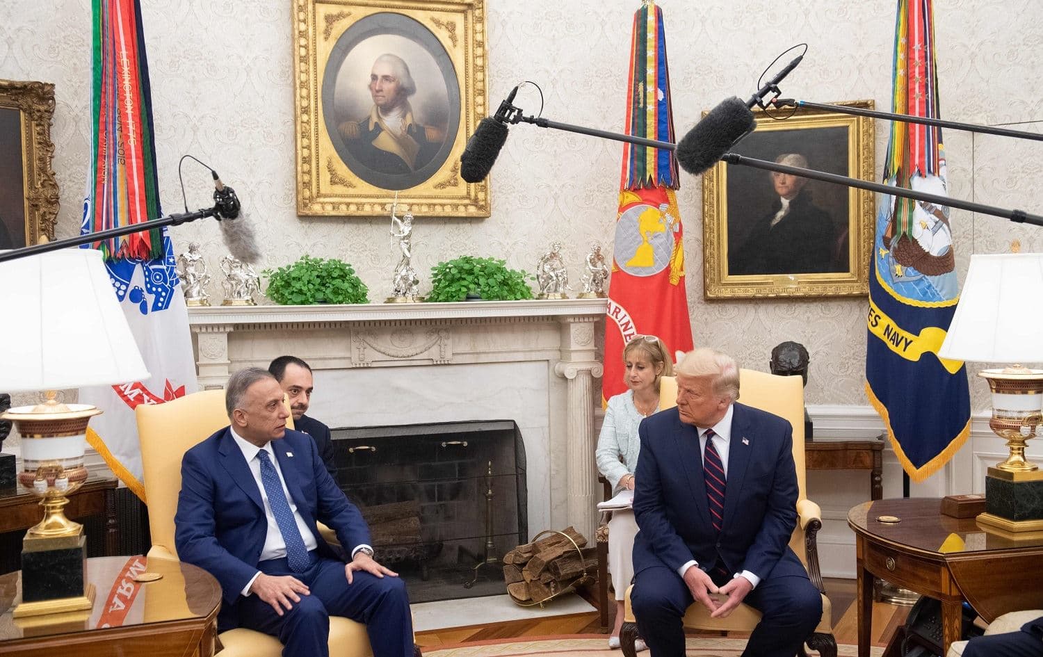 US President Donald Trump (R) meets with Iraqi Prime Minister Mustafa al-Kadhimi in the Oval Office of the White House in Washington, DC, August 20, 2020. Photo: Saul Loeb/AFP